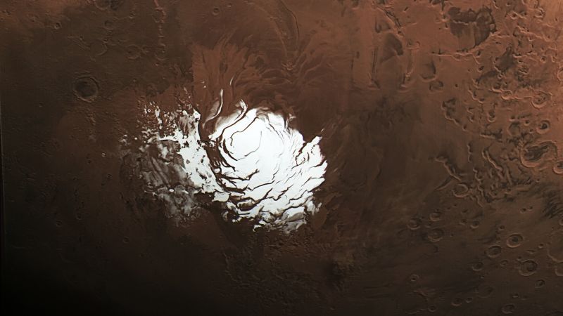 The European Space Agency’s Mars Express orbiter captured this view of Mars’ south polar ice cap Feb. 25, 2015. Three years later, the spacecraft detected a signal from the area to the right of the ice cap that scientists interpreted as an underground lake.