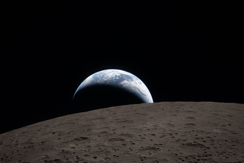 Earthset seen from Artemis II